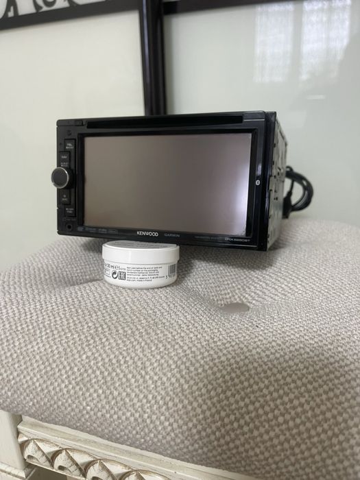 Продам двох дінову автомагнітолу