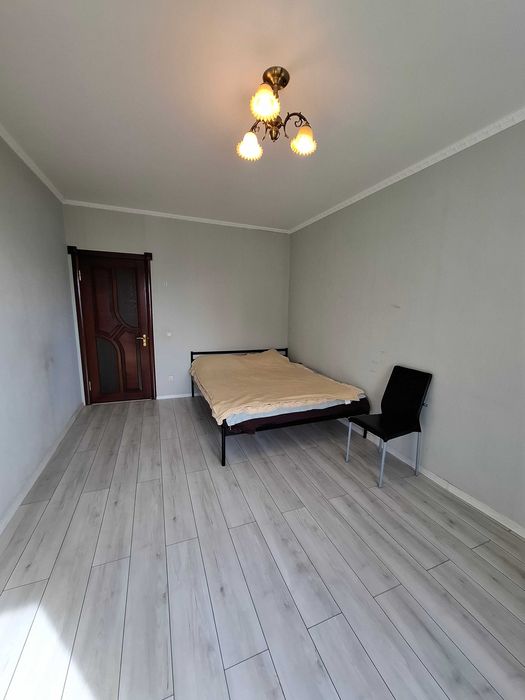 Оренда 3-кім. Драгоманова 1-б  метро Позняки  Дарницький район