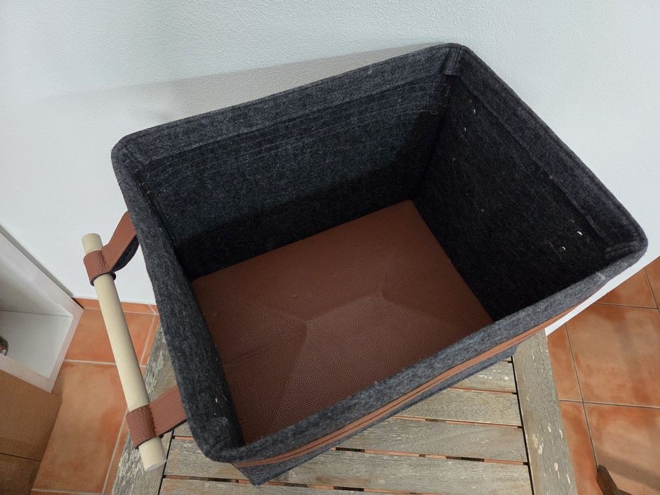 Cesto compacto para lenha