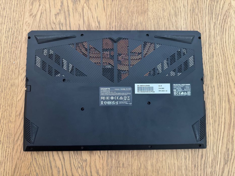 Portátil Gaming Gigabyte G5 KF — RTX 4060, i5, 16GB RAM, 144Hz