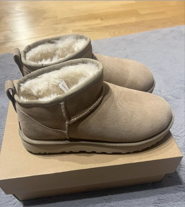 Buty UGG Botki - Classic Ultra Mini rozmiar 38