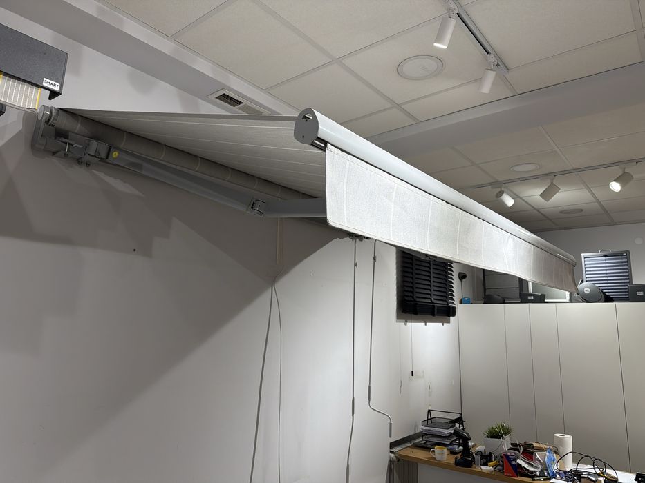 Markiza tarasowa model Weekend Evo marka Dragon