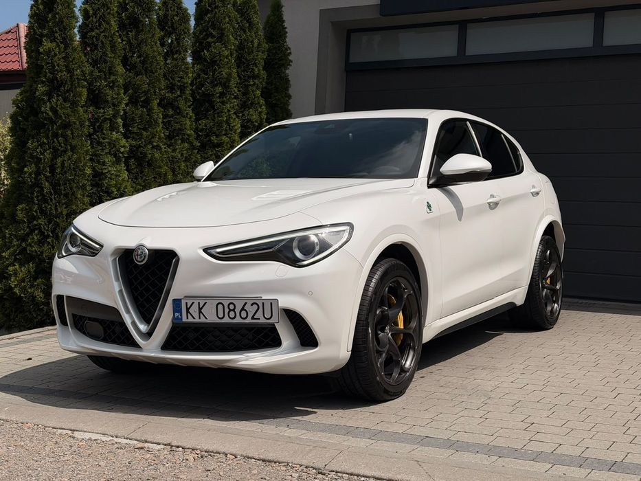 Alfa Romeo Stelvio QV Italia Perła