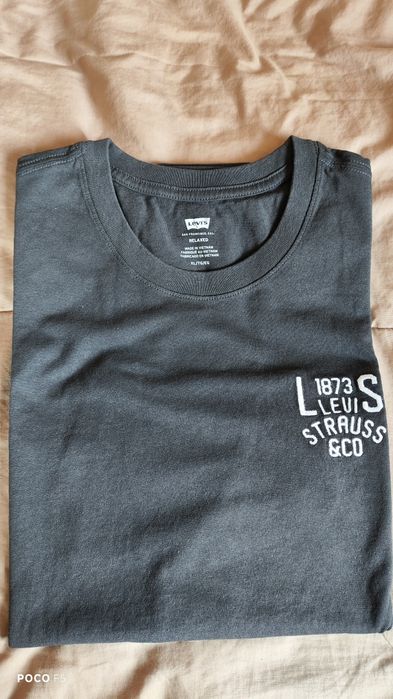 Levi's czarny t-shirt rozm XL haft Levi Strauss & Co