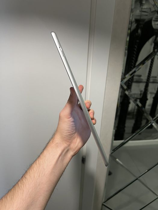 iPad 6th 128 gb Silver Wifi 9.7 2018 планшет з гарантією