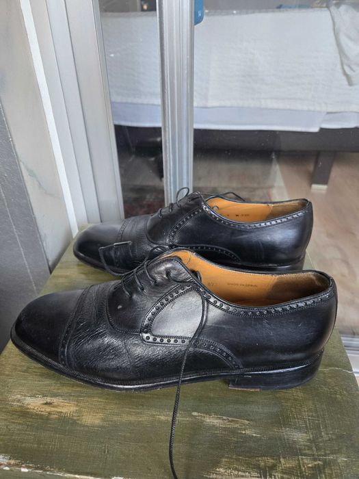Sapatos de homem pretos # 42 marca Mezlan