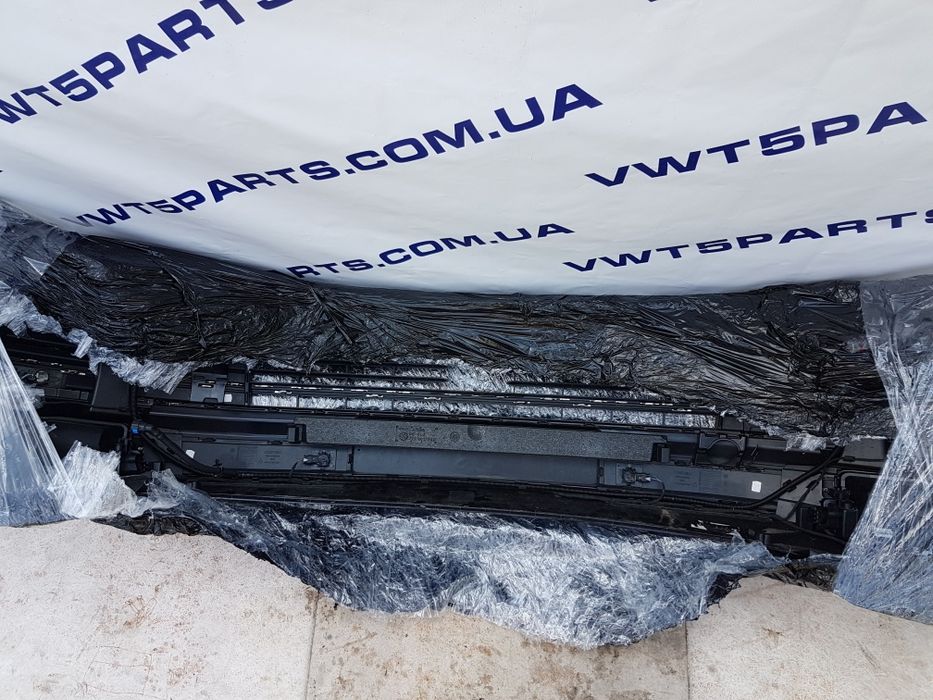 Бампер Фольцваген Т6 задній VW t6 MULTIVAN
