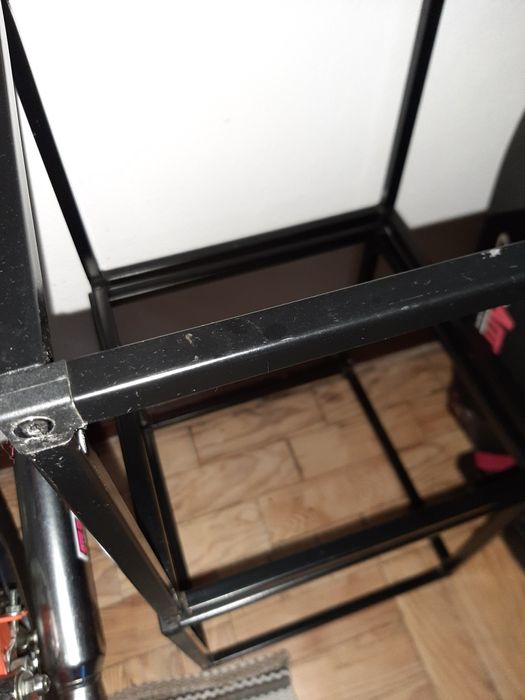 2 cubos de suporte para mesas