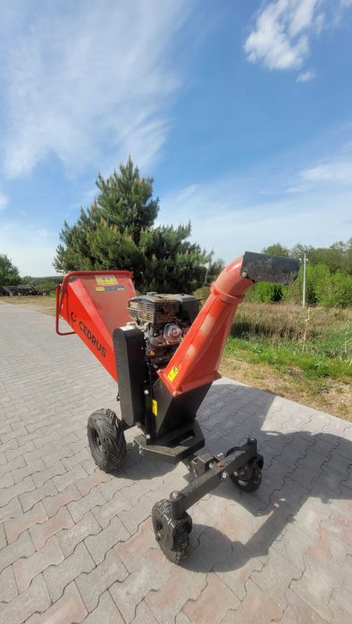 Rębak spalinowy, rozdrabniacz do gałęzi wynajem