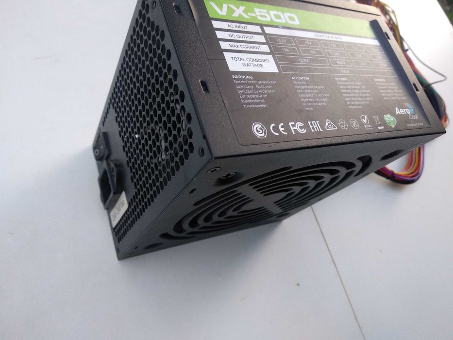 рабочий Блок питания AeroCool VX-500 500Вт на процессор два по 4 пин на видеокарту 6 пин