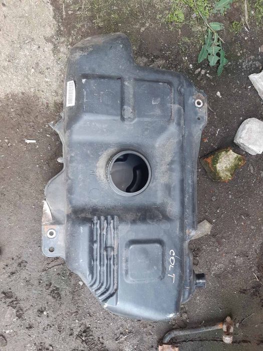 Бак Mitsubishi Colt (Мітсубісі Кольт) 2004-2010