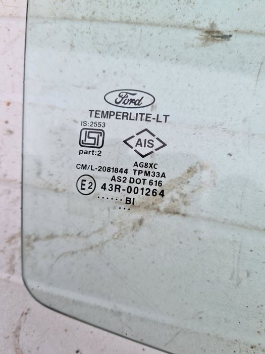 Szyba drzwi Ford Ka+ Plus prawa