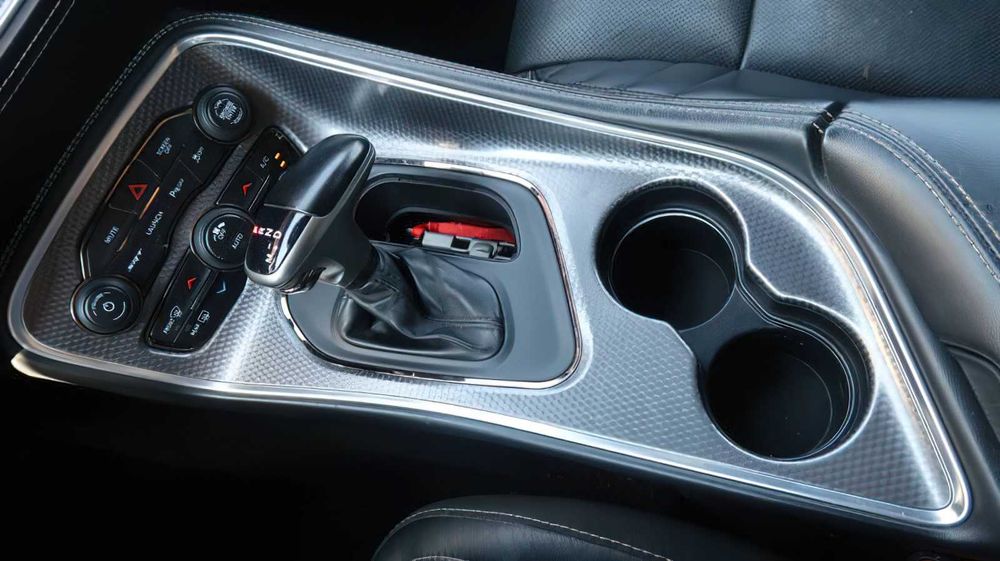 Dodge Challenger      2020