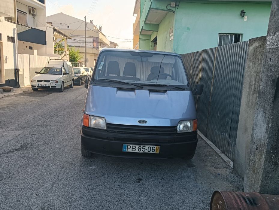 Ford Transit 7 lugares