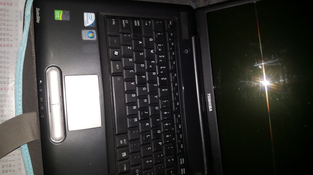 Computador TOSHIBA