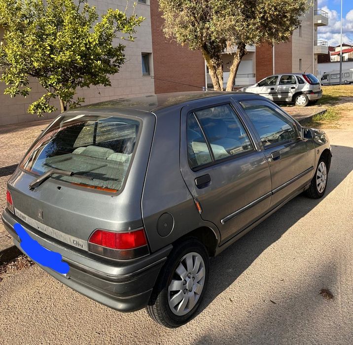 Vendo Renault clio 93