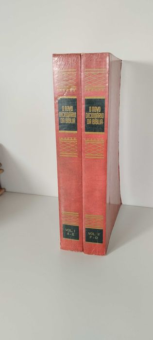 Novo Dicionário da Bíblia de J. D. Douglas	2 volumes