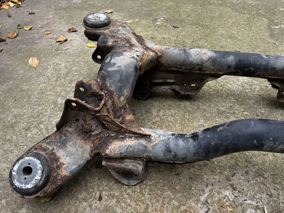 Підрамник Audi Allroad С5