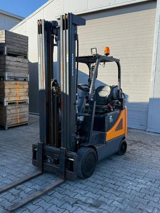 Wózek widłowy Doosan triplex 2017 rok. perfekcja 6 metrów po