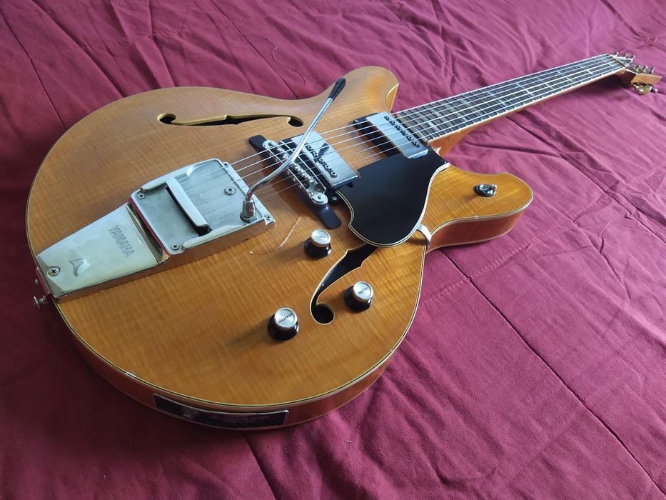 Gitara jazzowa YAMAHA