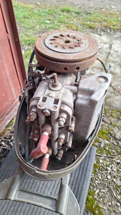 Лодочний двигун Вихрь 25