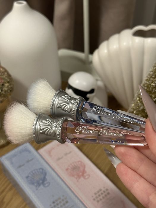 Пензлик flower knows новий для румян/пудри