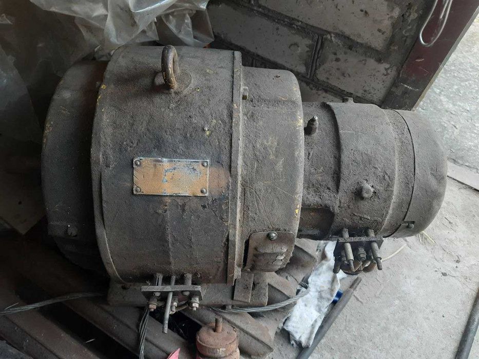 Генератор синхронный 4,5 кВА (3,6 кВт) трехфазный БМЗ-4,5.