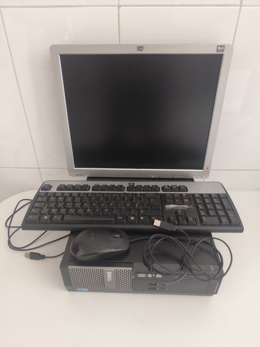 Conjunto PC DELL optiplex 3020 + monitor + teclado + rato