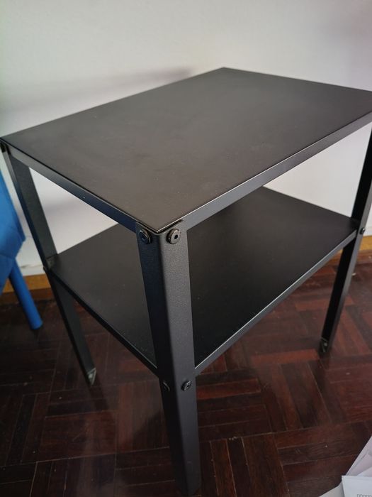 Mesa cabeceira/sofá, como nova, da Ikea
