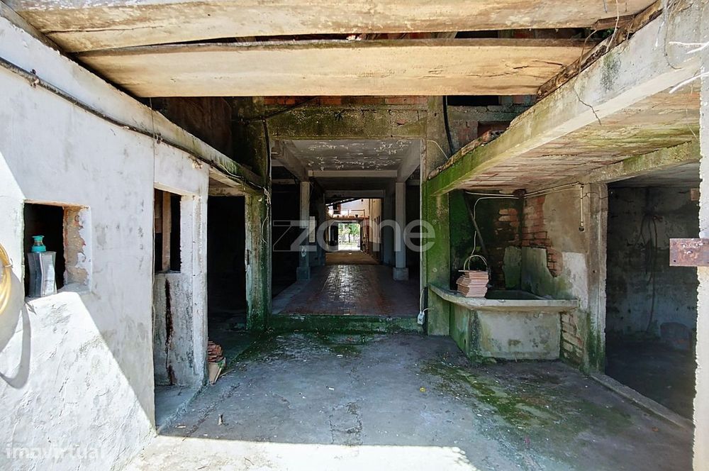 Moradia T2 no centro da Palhaça