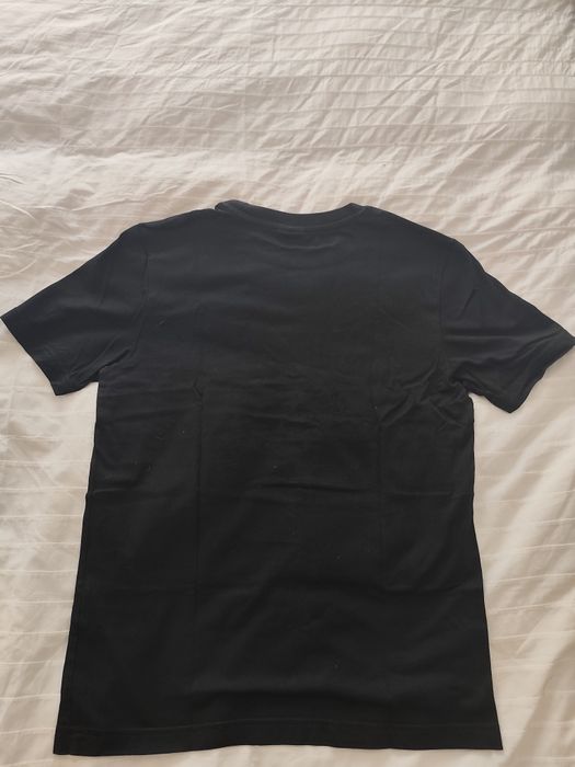 T-shirt preta Lonsdale