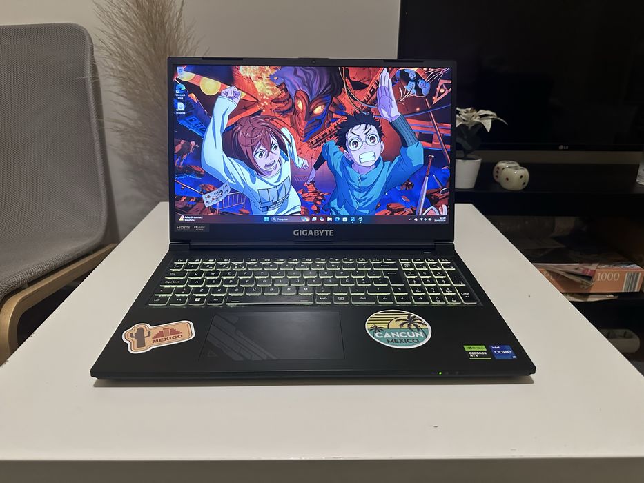 Portátil Gaming Gigabyte | RTX 4050 | i7-13620H | 32GB DDR5