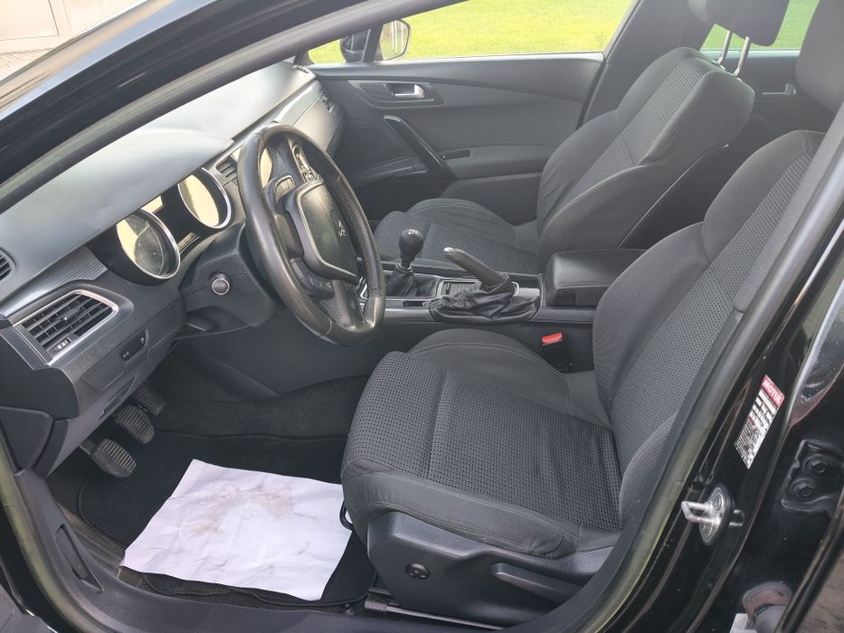 Vendo Peugeot 508 caixa manual impecável