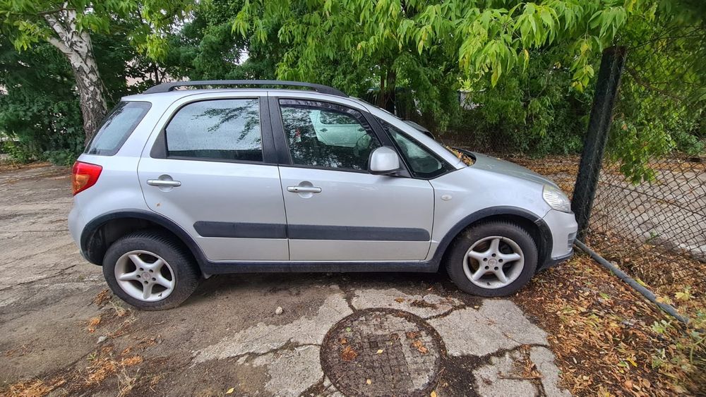 Suzuki SX4  uszkodzone