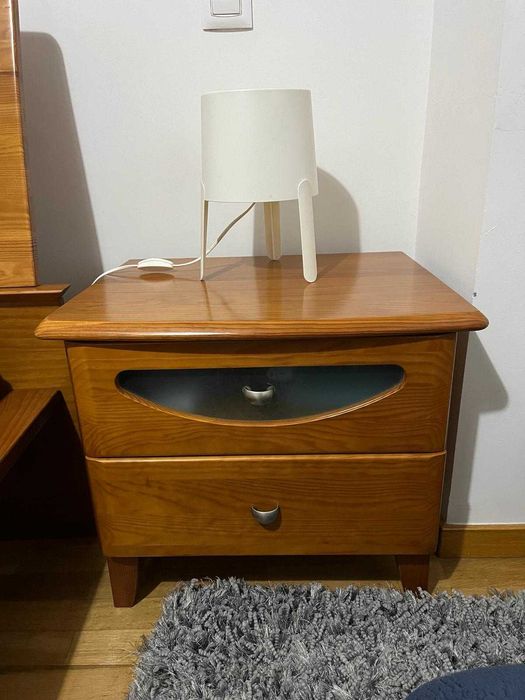 Cama Individual + Cabeceira em bom estado