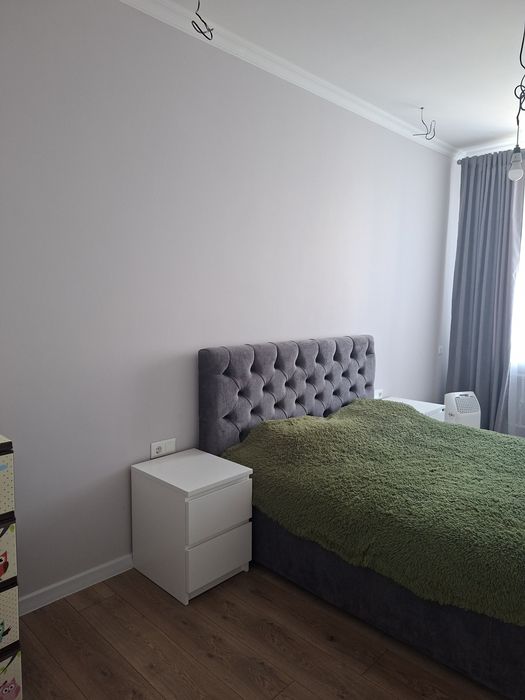 Продам 3-х кім.,новий ремонт,сталінка,центр,набережна,пров.Крупської 4