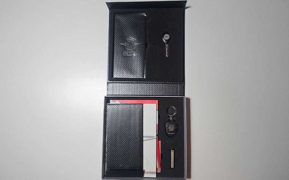 MV Augusta Brutale 990R - 140 cv - 8000km - 2010