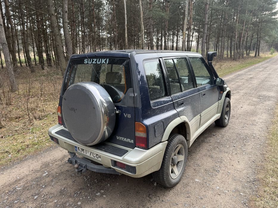 Suzuki Vitara 1 5d 1998 V6 LPG