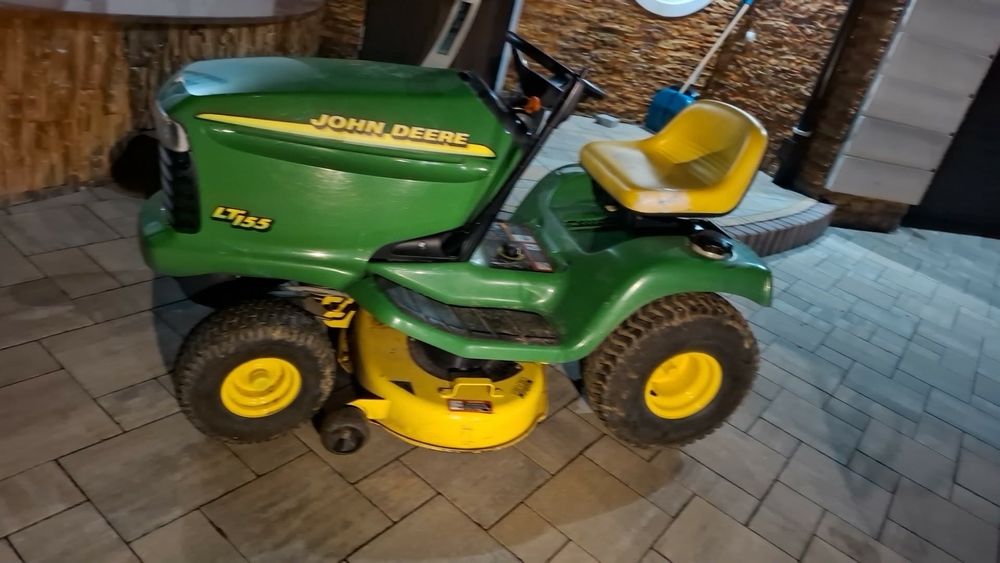 John Deere LT155  z USA