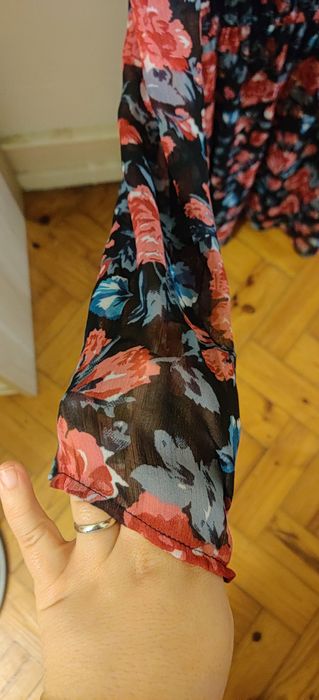 Vestido Tiffosi com padrão floral, tamanho M, como novo