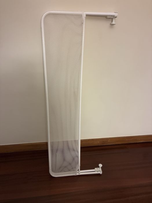 Grade para cama de criança