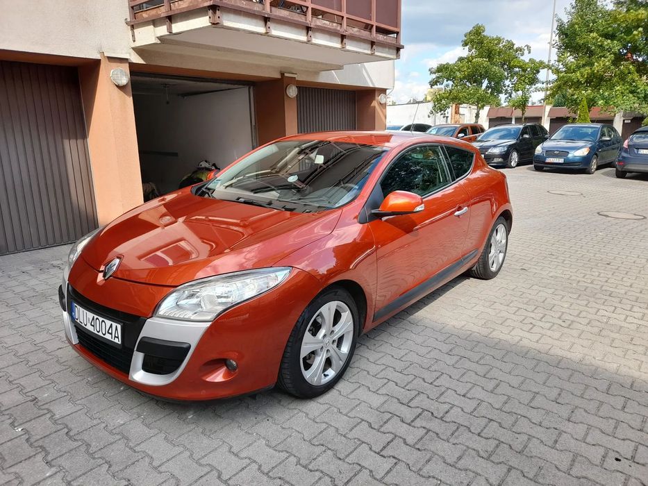 Renault Megane Renault Megane III Coupe, 1.5 dCi, lakier metallic Orange Cayenne