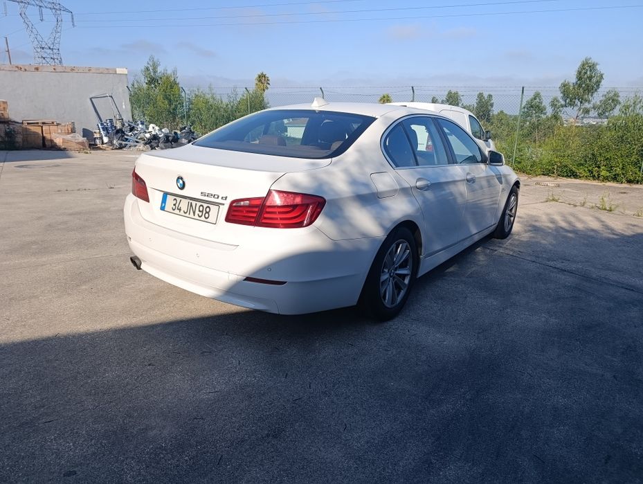 BMW 520D efficienc 184cv