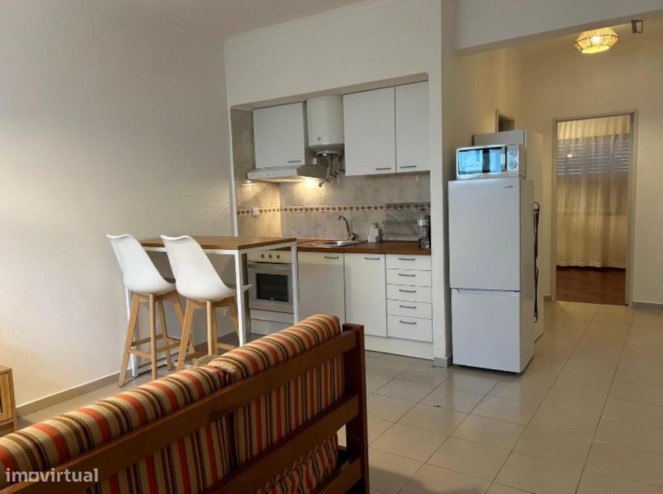 Apartamento com 1 quartos - localizado em Paço de Arcos Lisbon