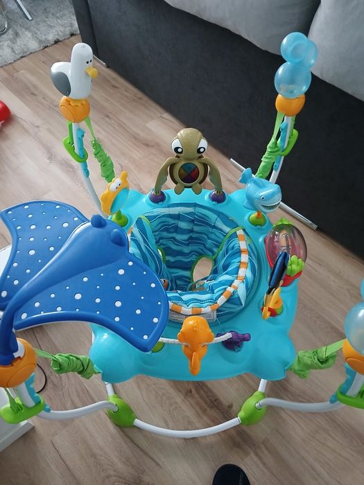 Saltitão de criança Nemo