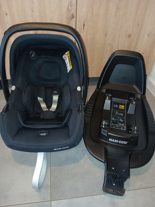 Fotelik samochodowy  Maxi Cosi Tinca 0-12 kg z bazą isofix