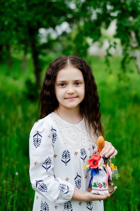 Святкова сукня для дівчинки