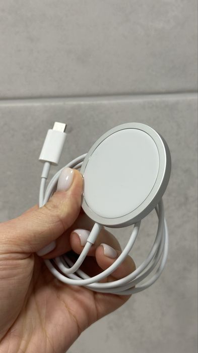 MagSafe зарядний пристрій для iPhone (оригінал) нова