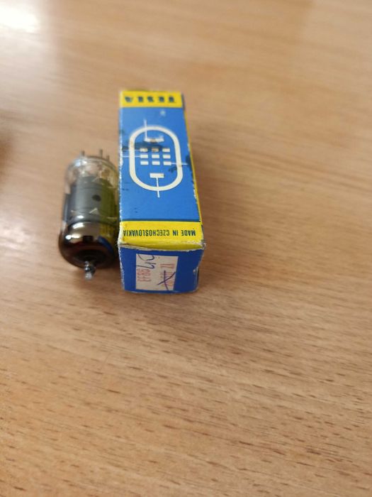Lampa elektronowa ef 86 Tesla