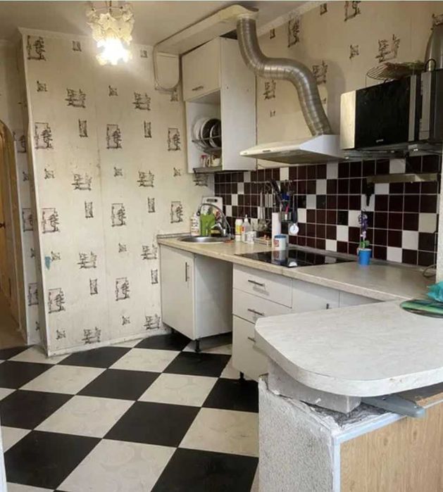 1 кім 43 м2 висотка КАМ'ЯНСЬКИЙ-ЛОМІВСЬКИЙ (Фрунзенський) (719102)